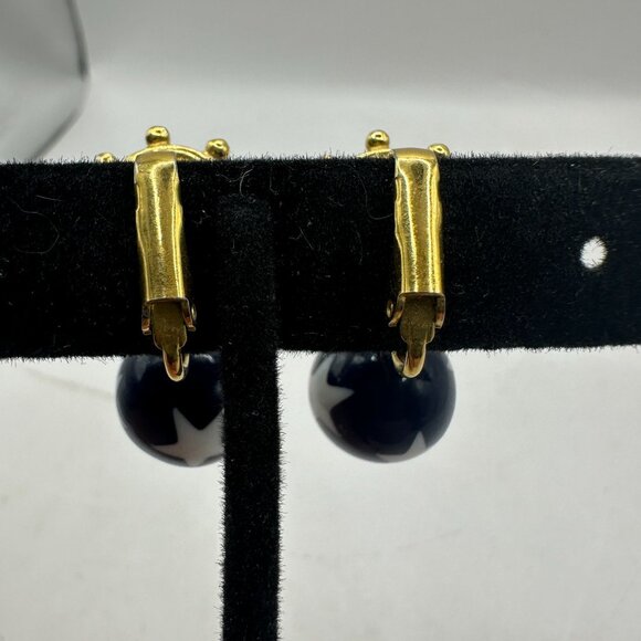 Vintage Nautical Star Clip-On Earrings Gold-Tone Helm Design Navy & White Red - Picture 2 of 4